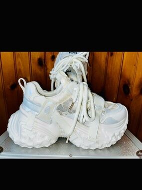 KOI X Dolls Kill irredescent White Leatherette Lace-Detail Chunky Sneakers